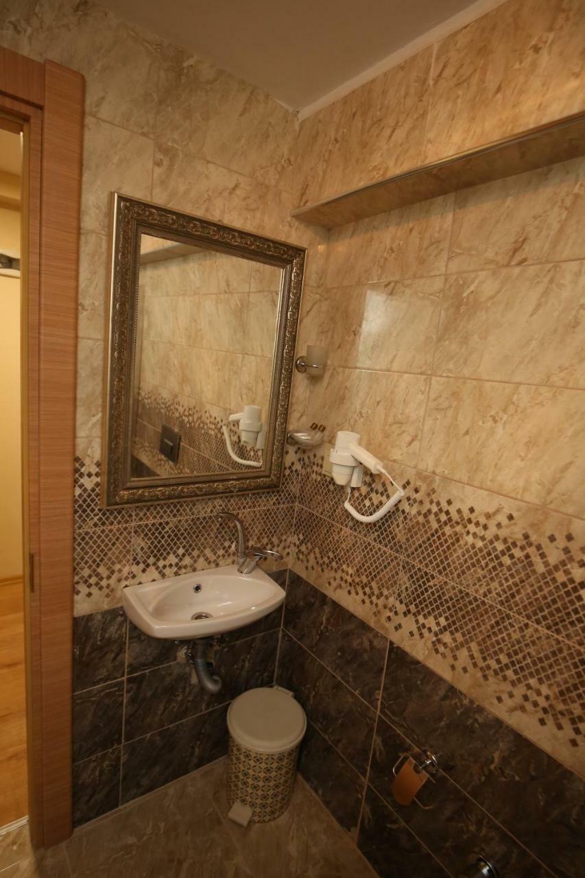 اسطنبول Yues Hotel المظهر الخارجي الصورة